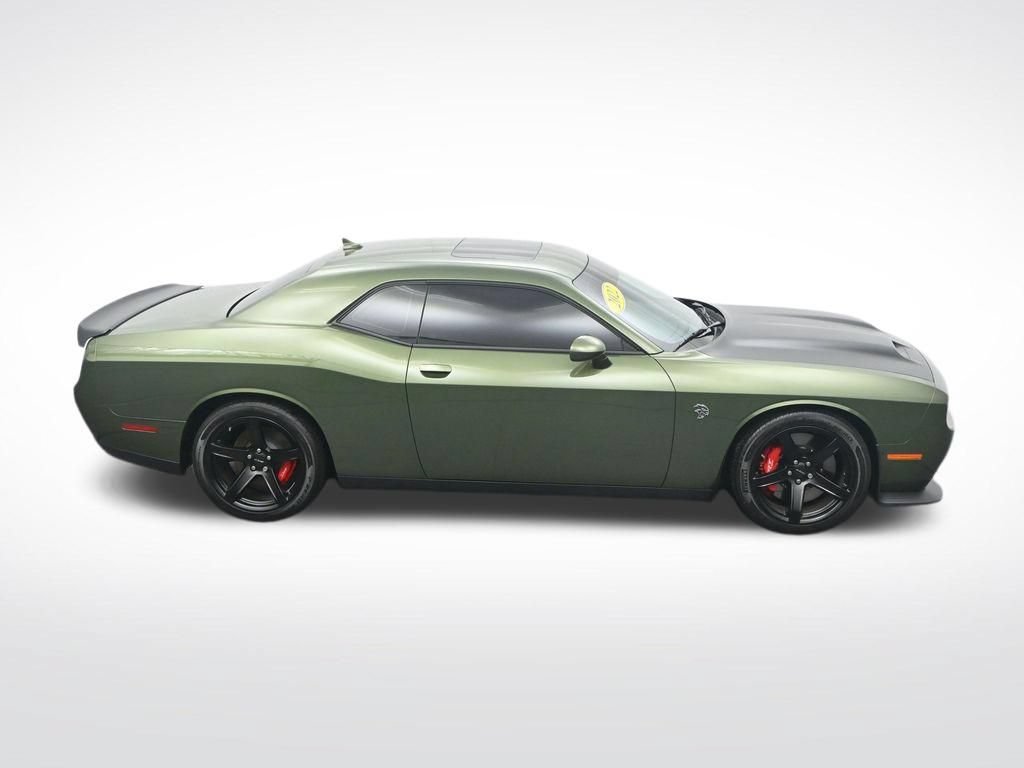 Used 2022 Dodge Challenger SRT Hellcat w/ Plus Package RWD image 30