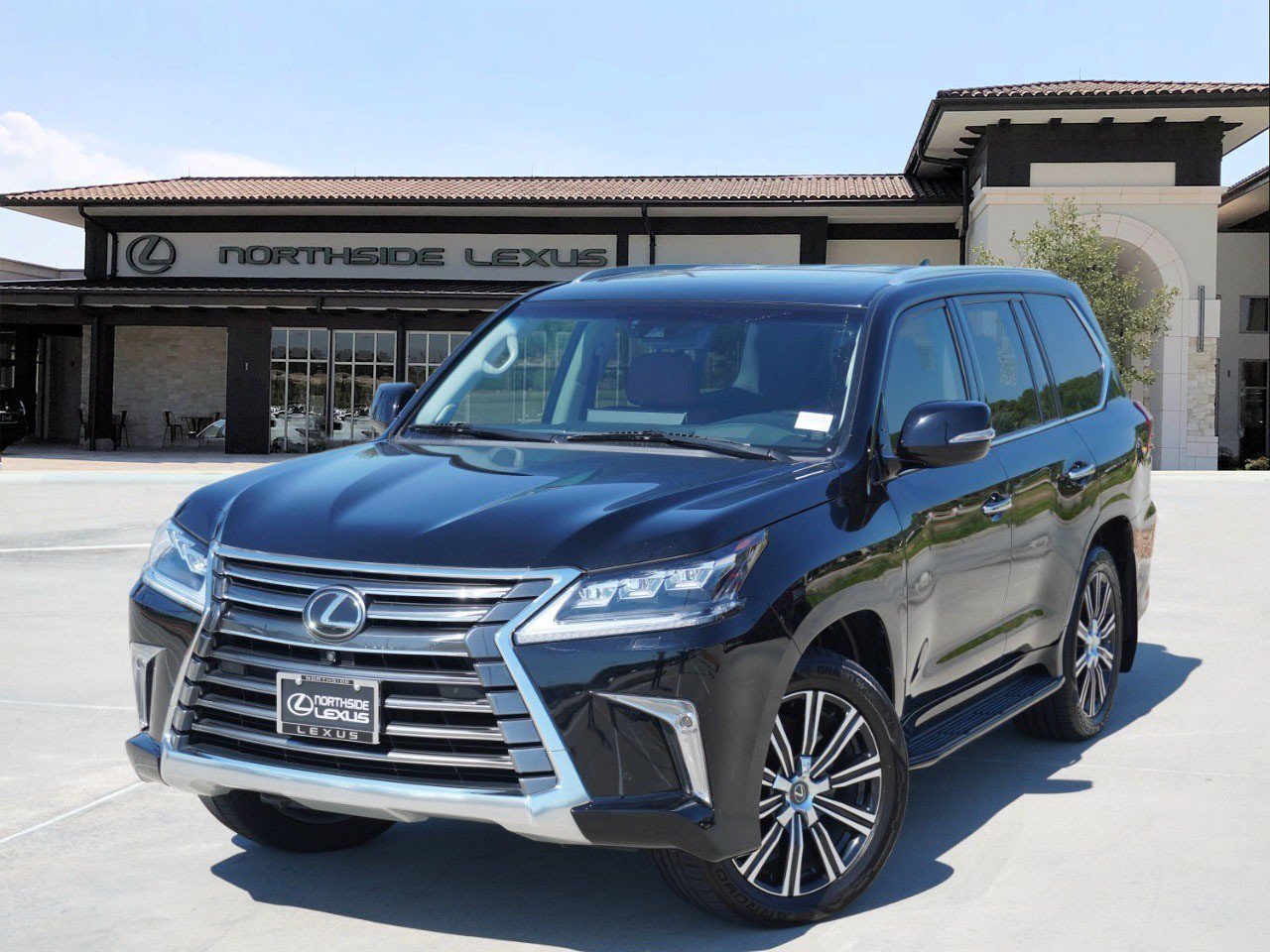 Used 2021 Lexus LX 570 4WD w/ Luxury Package