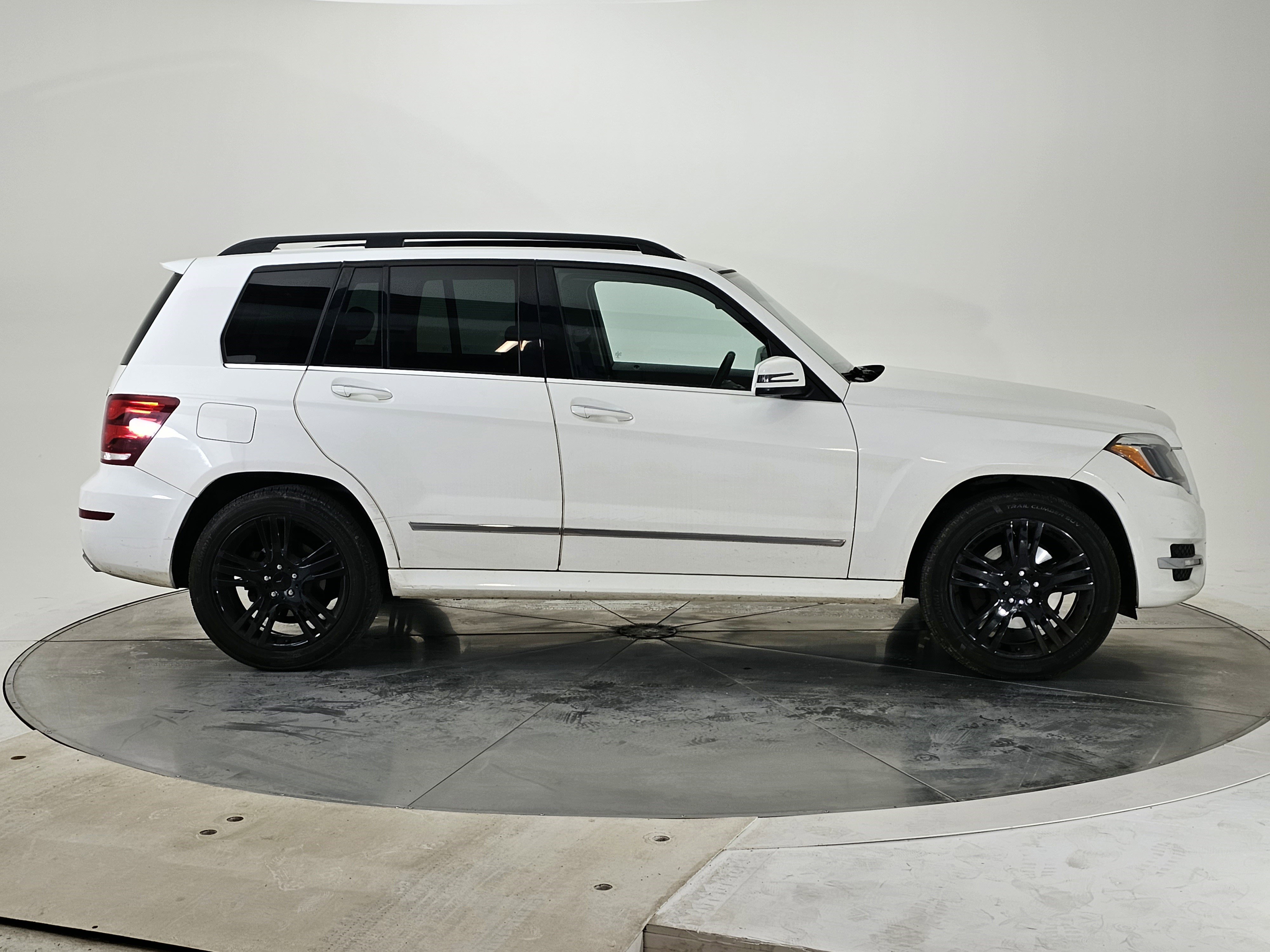 Used 2015 Mercedes-Benz GLK 350 4MATIC video 2