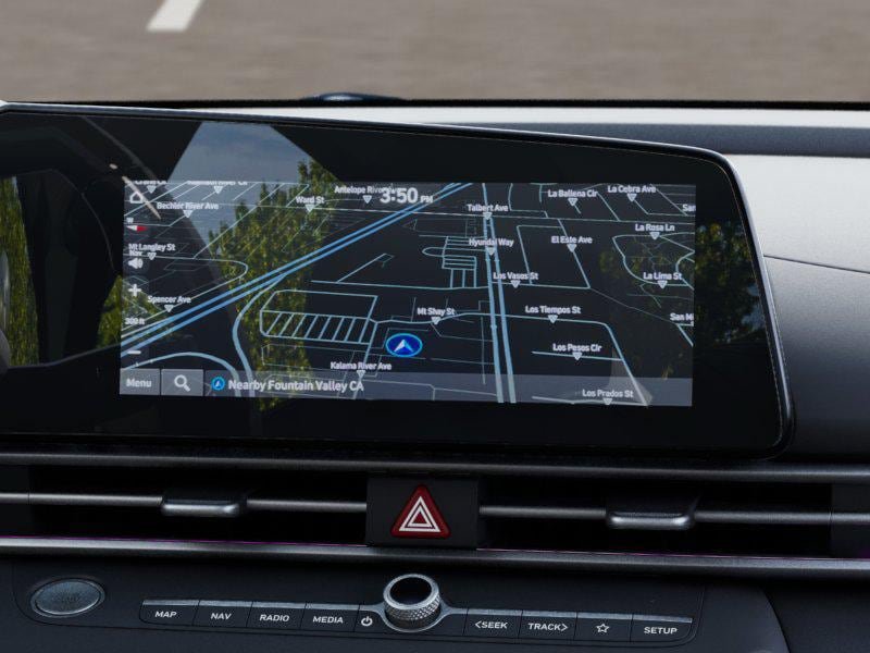 New 2026 Hyundai Elantra Limited FWD image 13