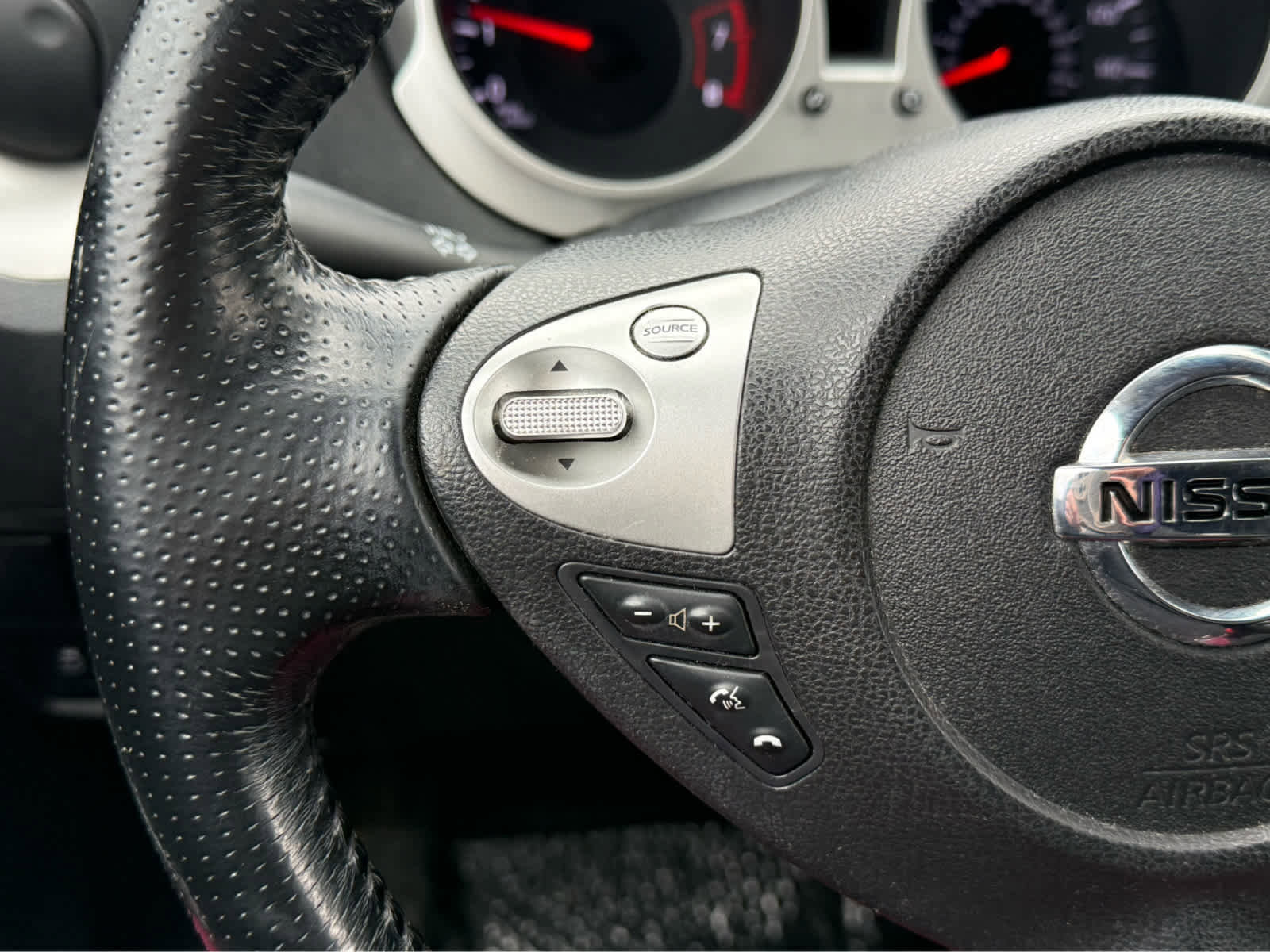 Used 2013 Nissan Juke SV image 26