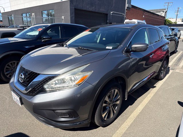 Used 2016 Nissan Murano S FWD image 2