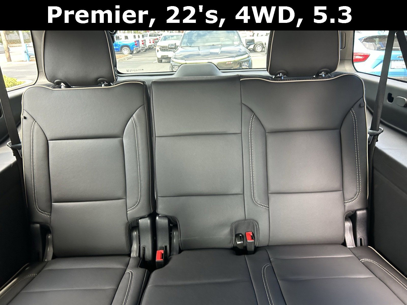 New 2025 Chevrolet Suburban Premier image 25