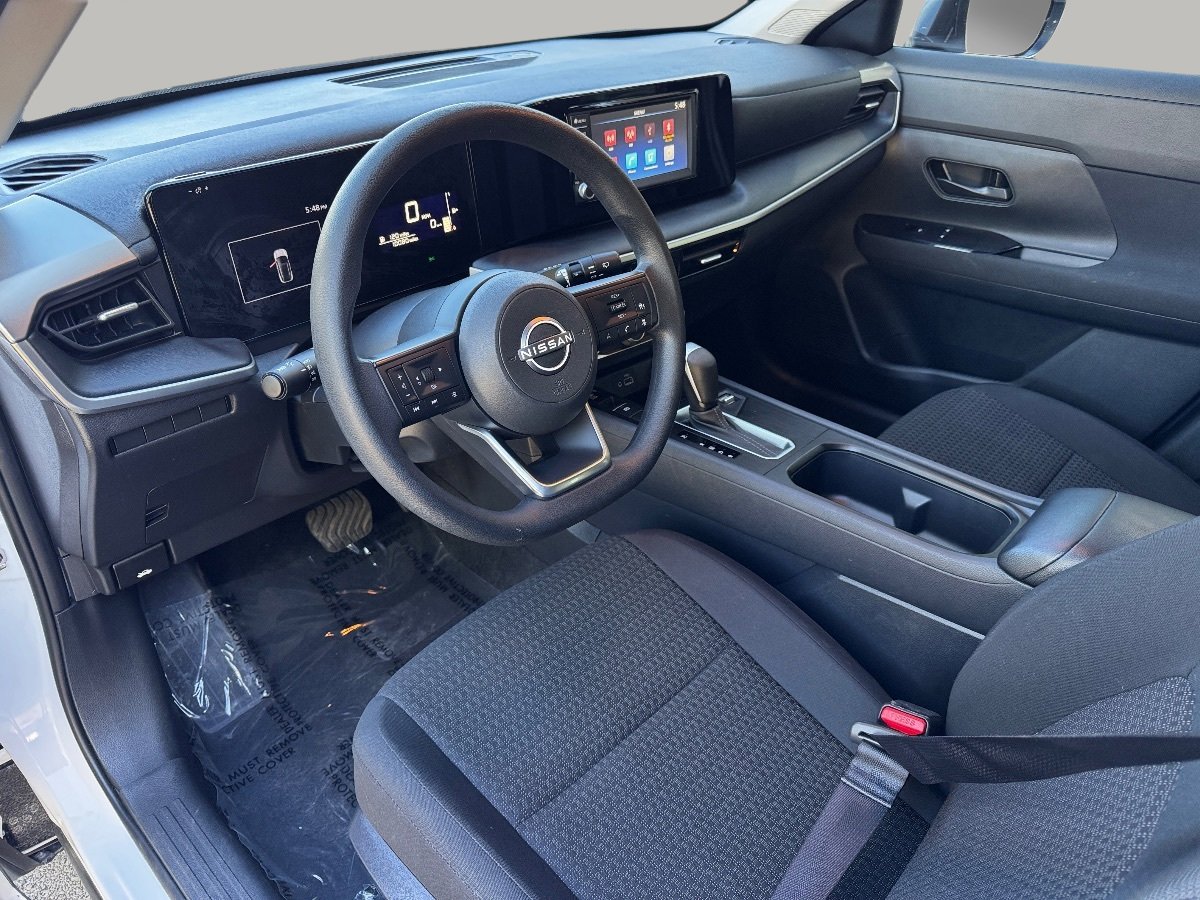 Used 2025 Nissan Kicks S AWD/4WD image 15