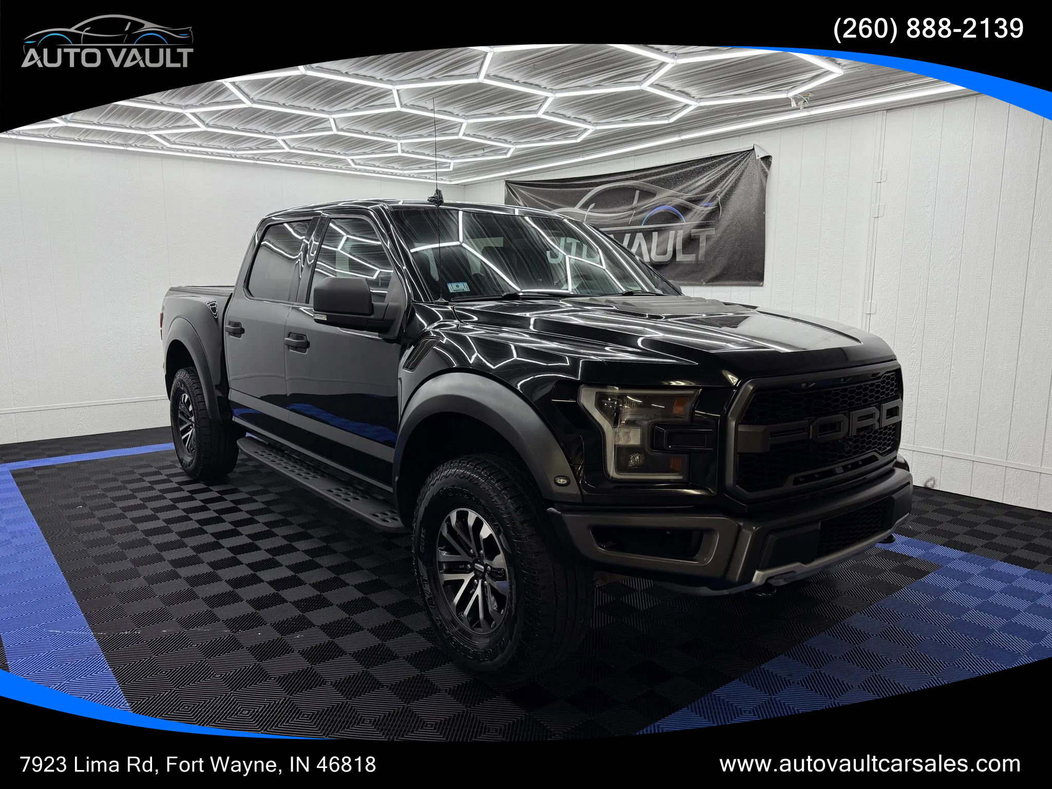 Used 2019 Ford F150 Raptor w/ Equipment Group 801A Mid image 1