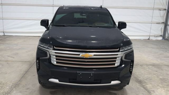 Used 2023 Chevrolet Tahoe High Country AWD/4WD image 3