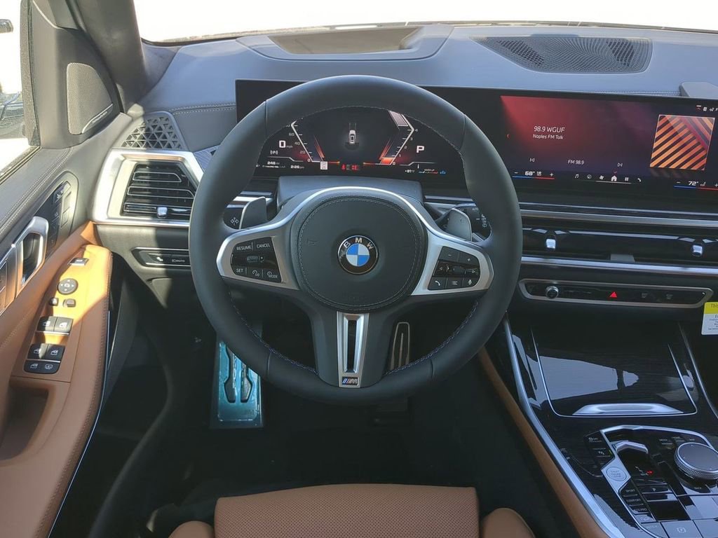 New 2026 BMW X7 M60i image 16