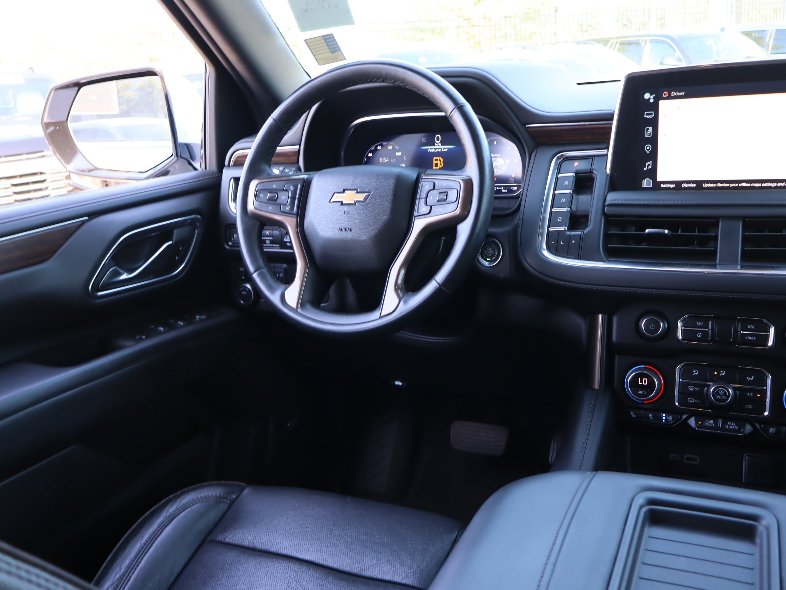 Used 2023 Chevrolet Tahoe High Country AWD/4WD image 15