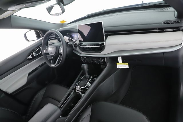 New 2026 Jeep Compass Limited image 31