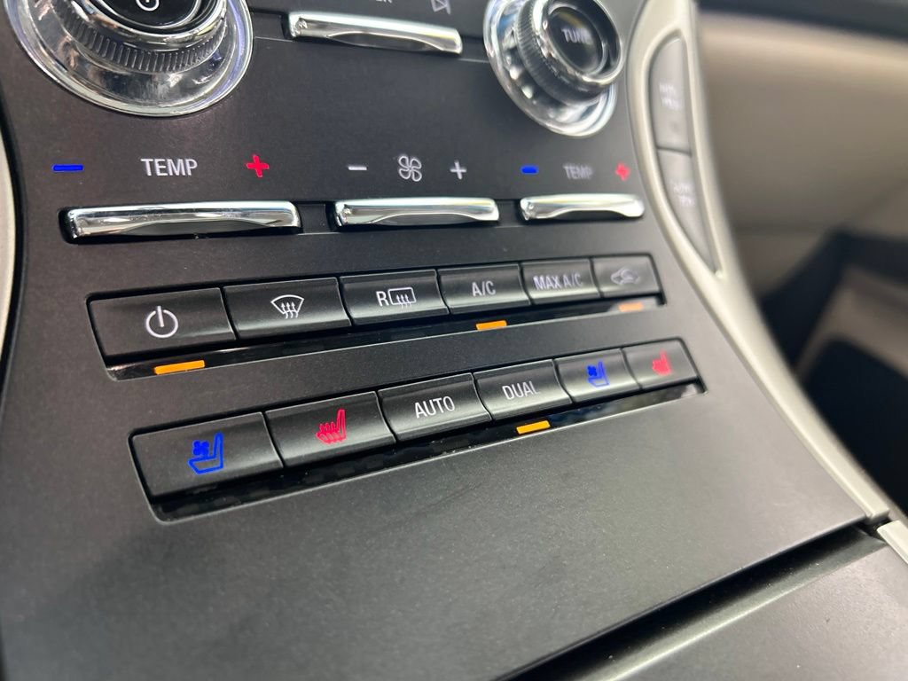 Used 2020 Lincoln Nautilus Reserve FWD image 21