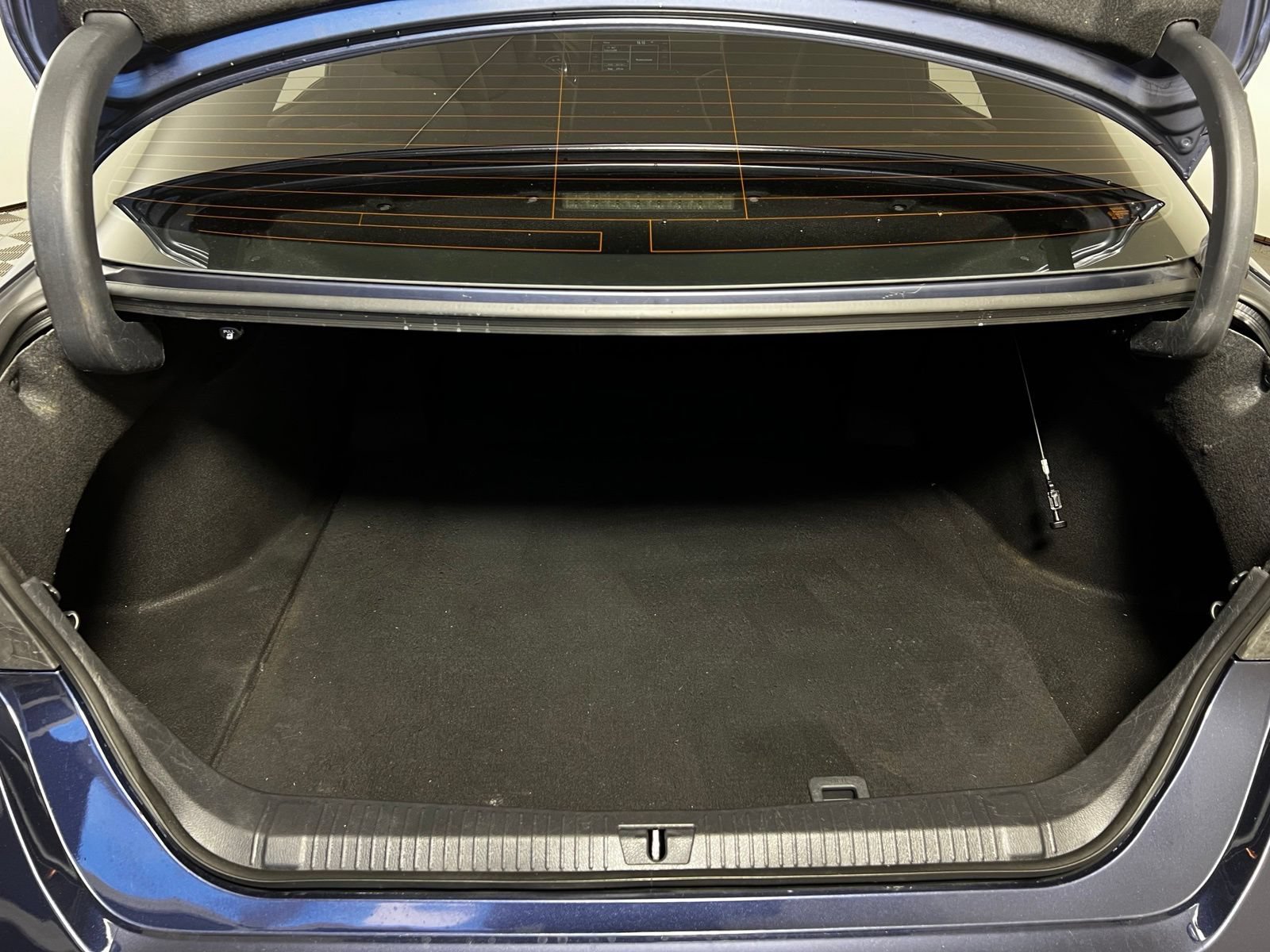Used 2019 Toyota Avalon XSE FWD image 27