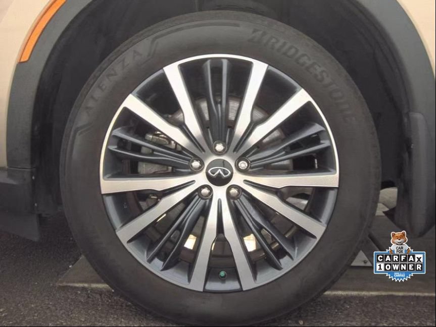 Used 2023 INFINITI QX60 Sensory w/ Cargo Package FWD image 8