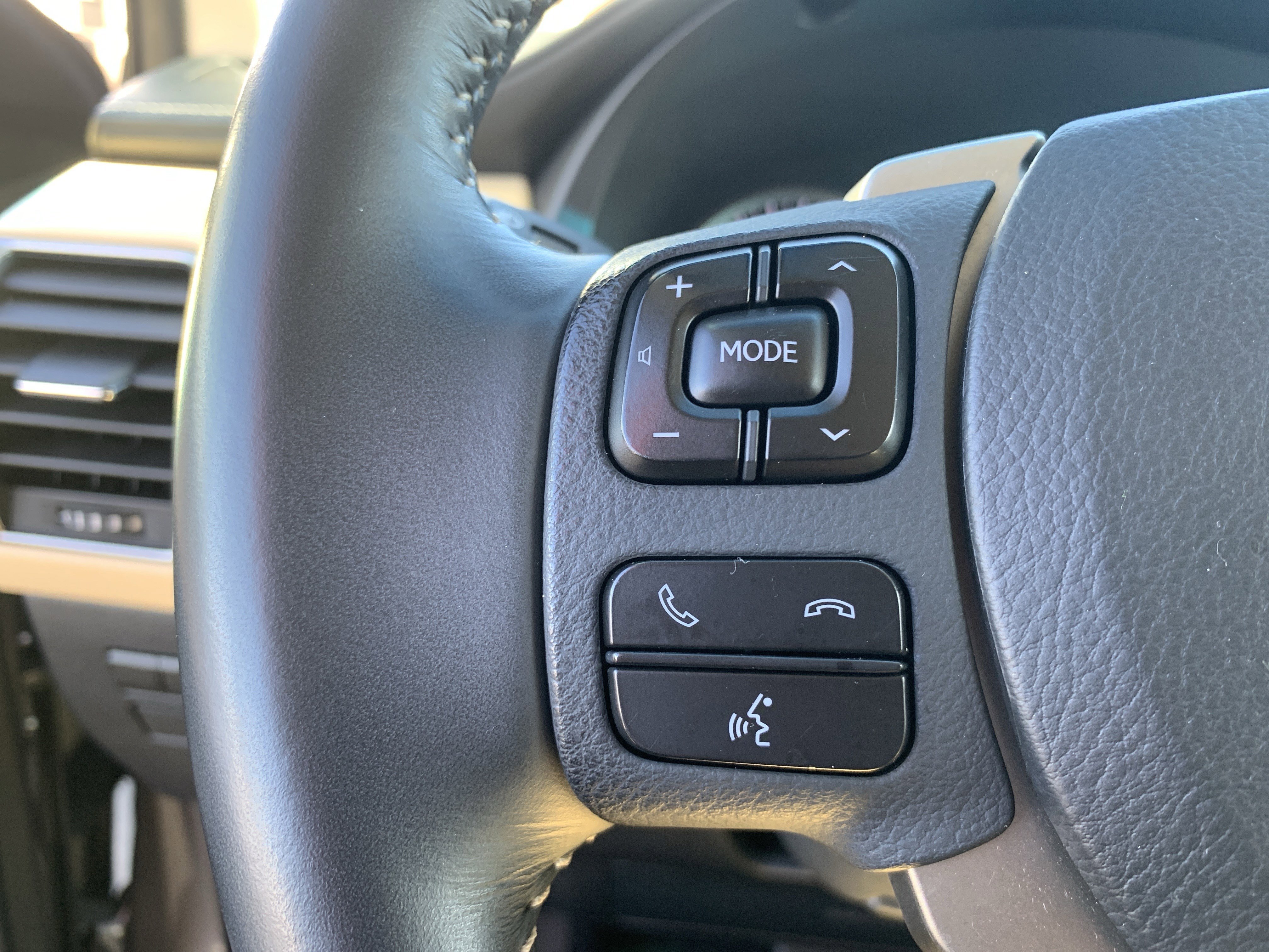 Used 2015 Lexus NX 200t FWD image 19