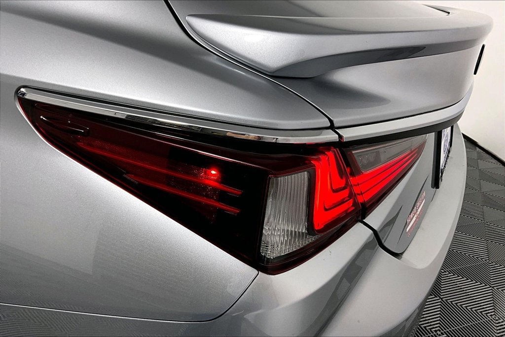 Used 2022 Lexus ES 350 w/ Premium Package FWD image 29
