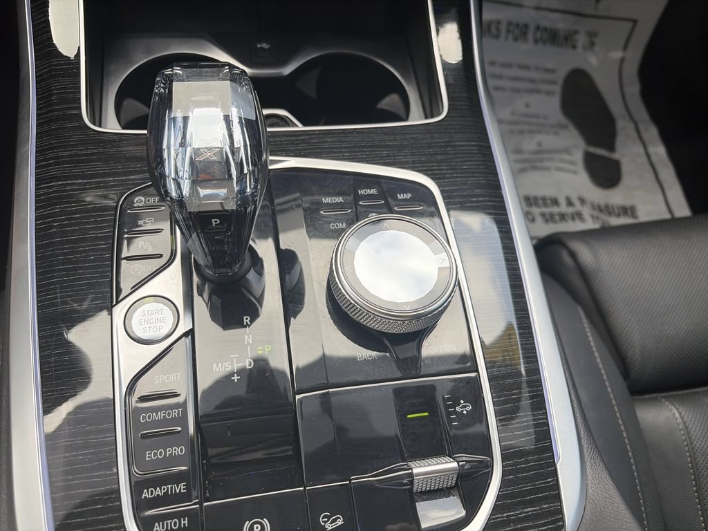 Used 2020 BMW X7 xDrive40i w/ M Sport Package AWD/4WD image 26