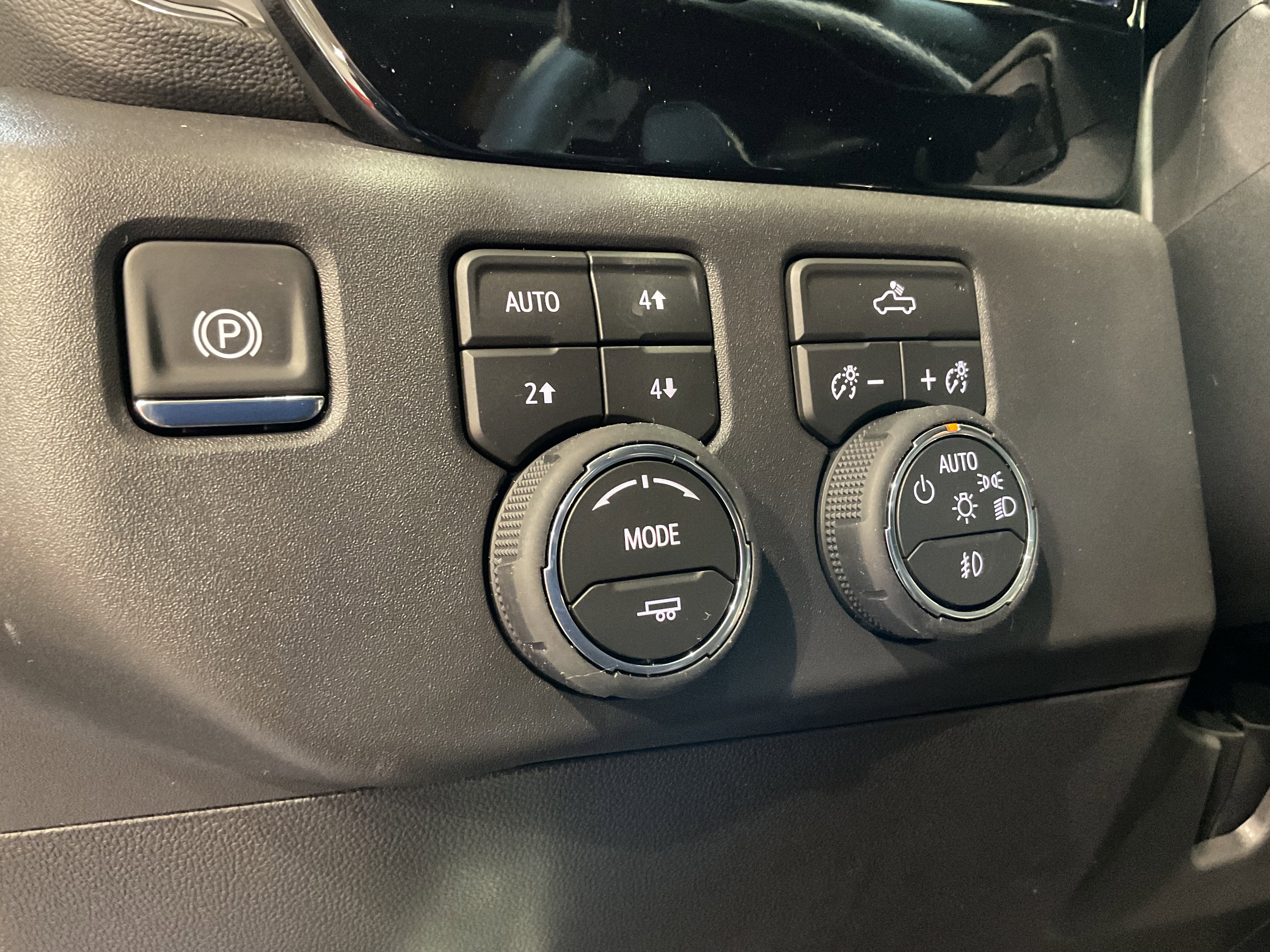 New 2026 Chevrolet Silverado 1500 LT Trail Boss w/ Convenience Package II image 21