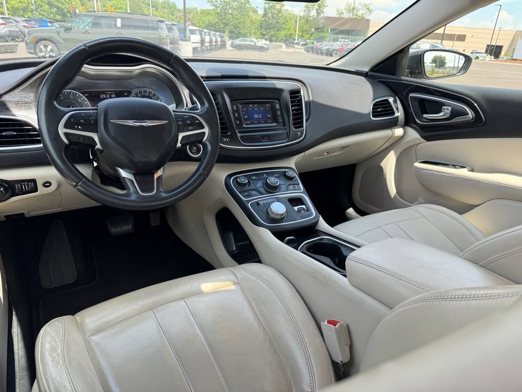 Used 2015 Chrysler 200 C FWD image 11