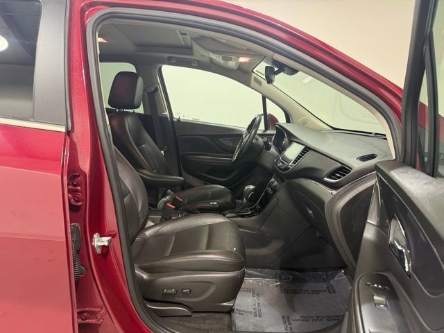 Used 2019 Buick Encore Essence image 25