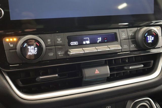 Certified 2024 Toyota Grand Highlander AWD image 21