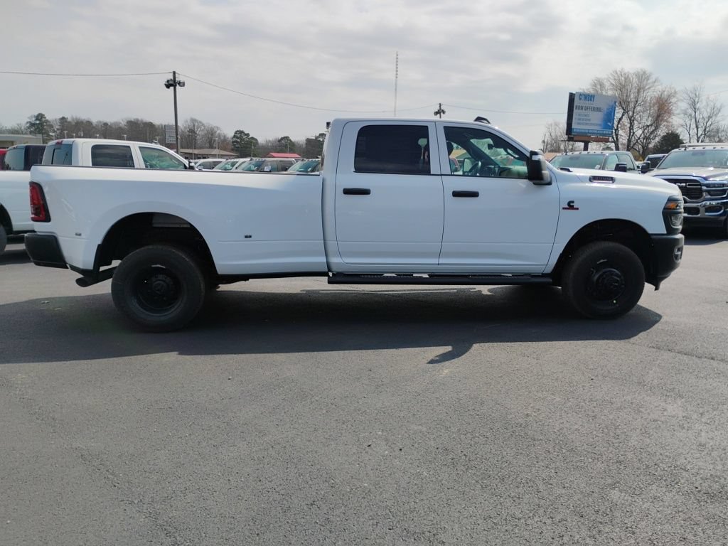 New 2026 RAM 3500 Tradesman AWD/4WD image 4