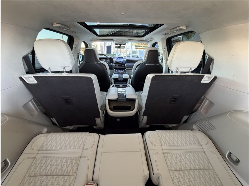 Used 2022 Lincoln Navigator Black Label AWD/4WD image 29