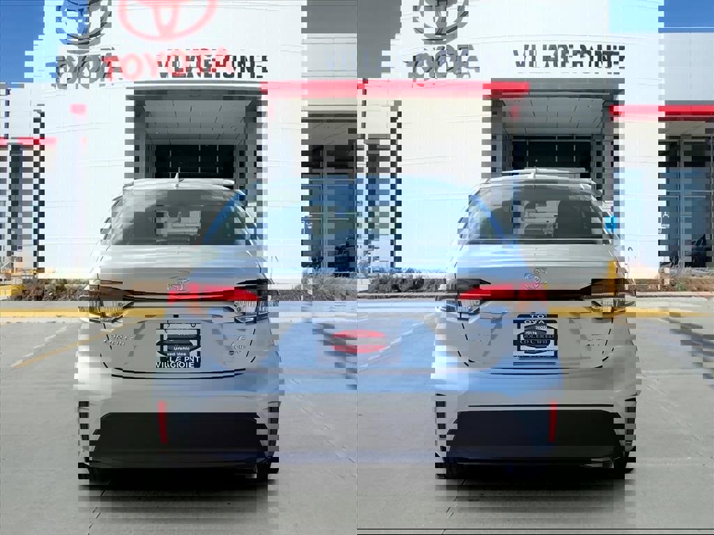 Certified 2026 Toyota Corolla LE image 4