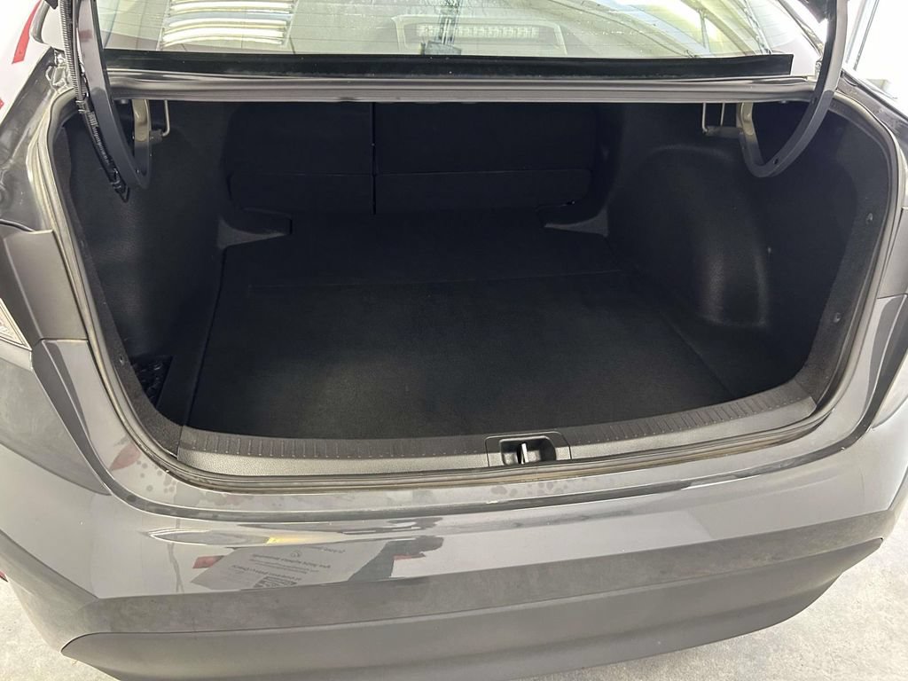 Used 2024 Toyota Corolla LE FWD image 10