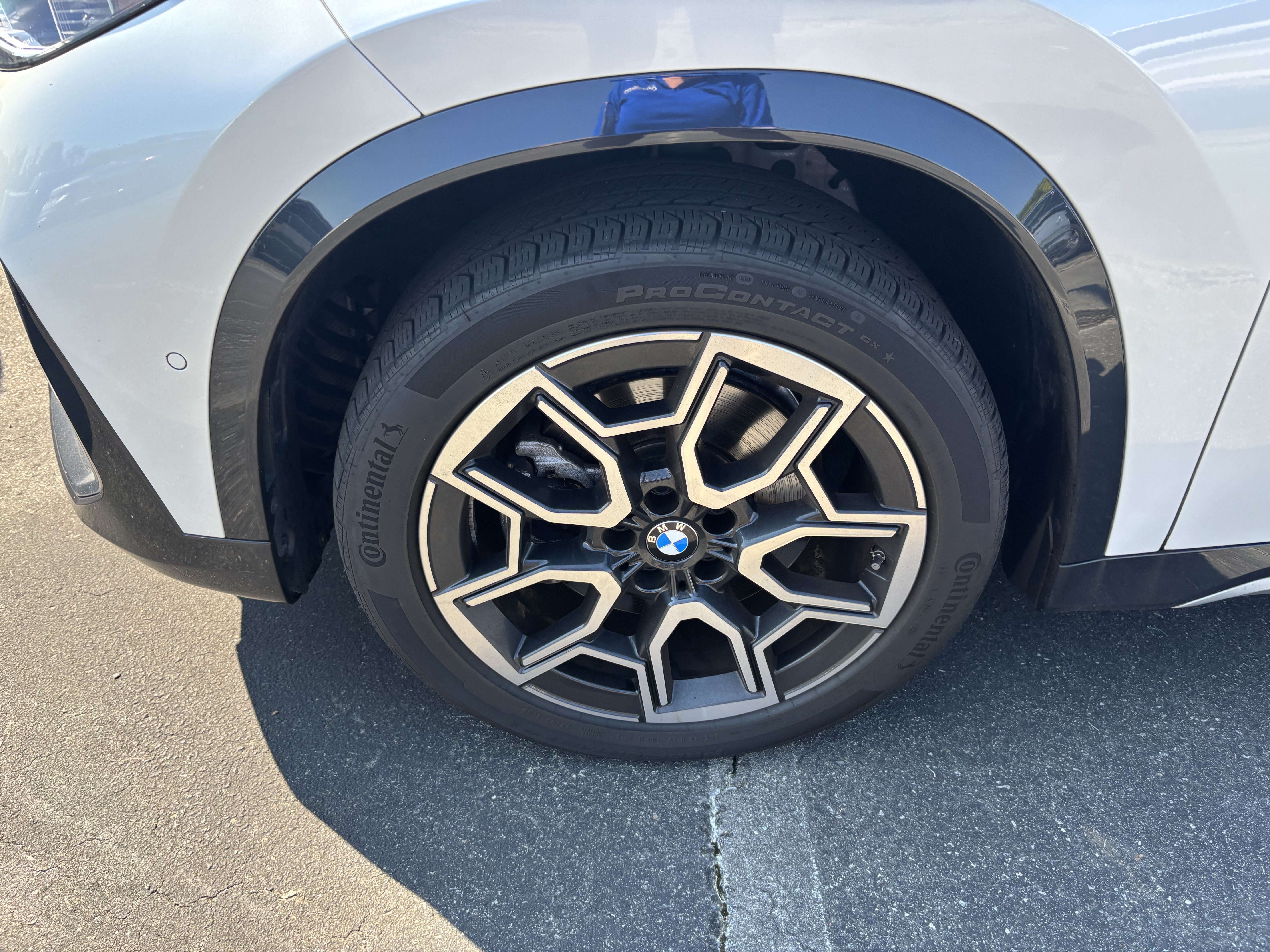 Certified 2025 BMW X1 xDrive28i AWD/4WD image 13