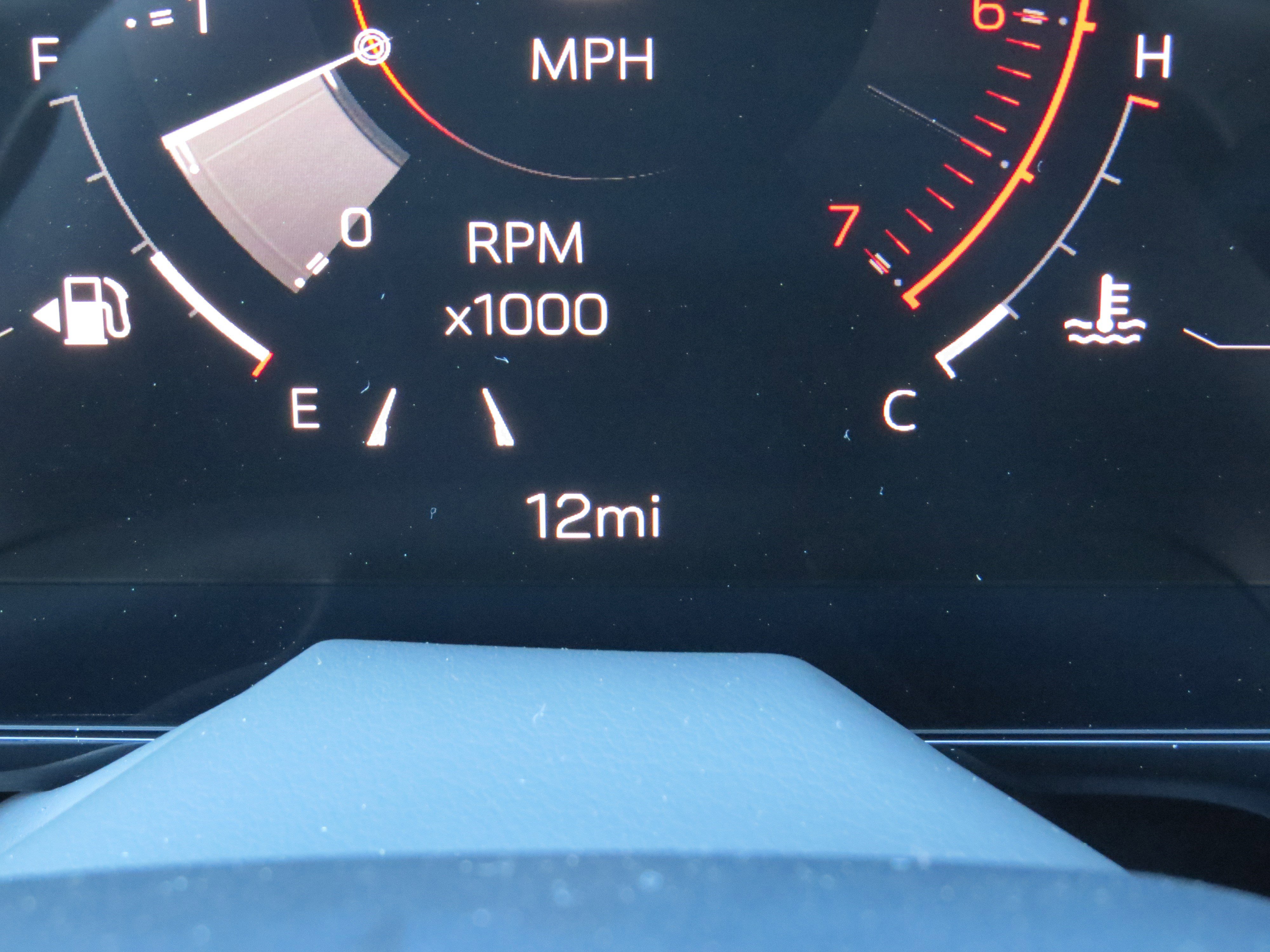 New 2026 GMC Yukon XL AT4 w/ AT4 Premium Package image 27