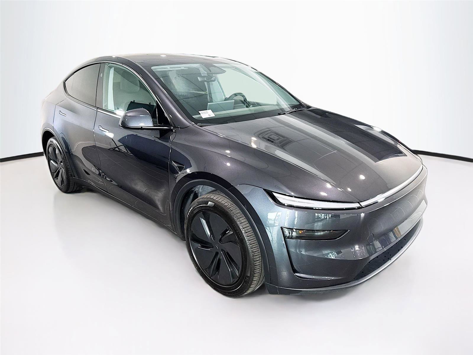 Used 2026 Tesla Model Y 2WD image 7