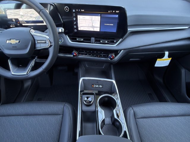 New 2027 Chevrolet Equinox LT w/ Convenience Package II FWD image 12
