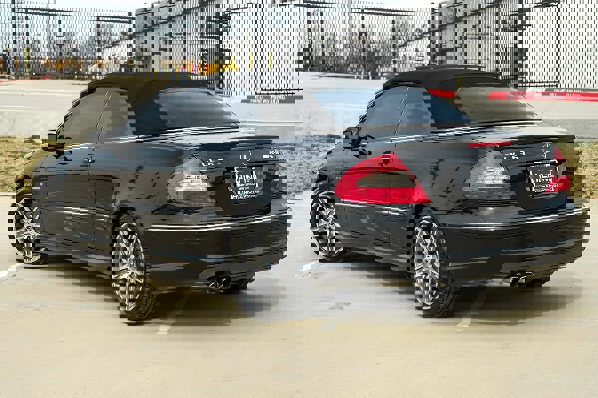 Used 2007 Mercedes-Benz CLK 63 AMG Cabriolet image 12