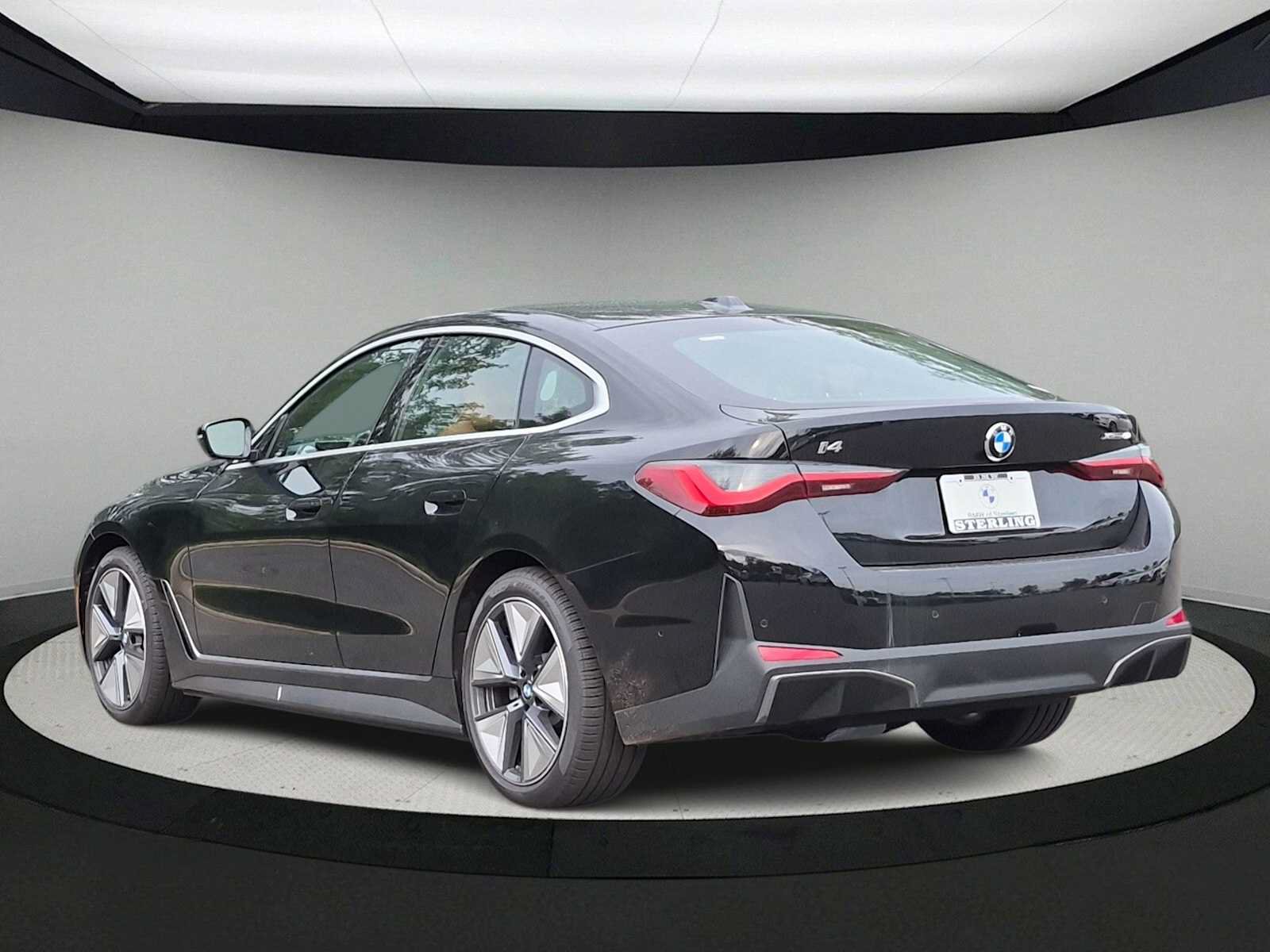 New 2026 BMW i4 xDrive40i w/ Premium Package AWD/4WD image 6