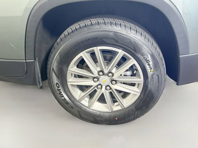 Used 2023 Chevrolet Traverse LT FWD image 26