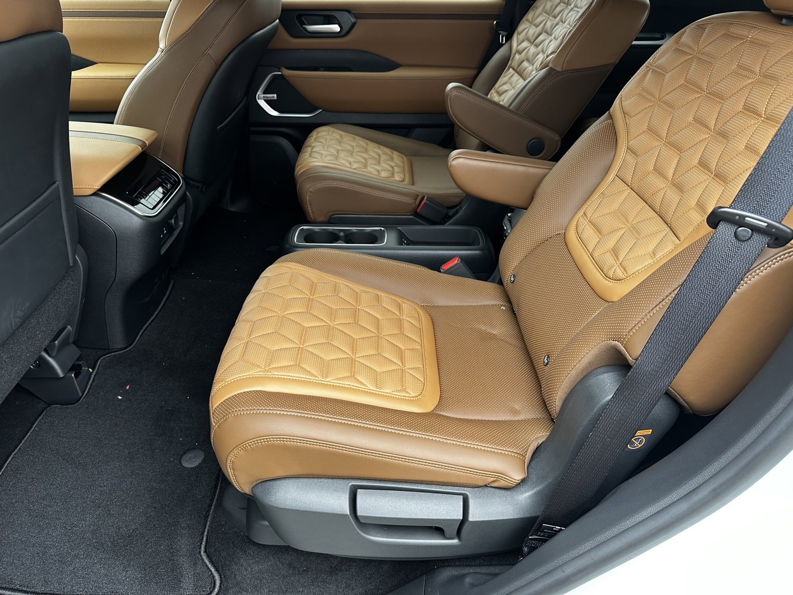 New 2026 Nissan Armada Platinum Reserve image 23