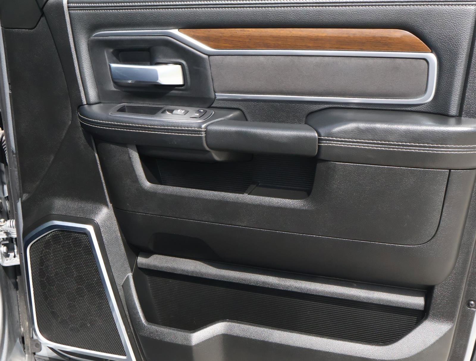 Used 2024 RAM 2500 Laramie image 17