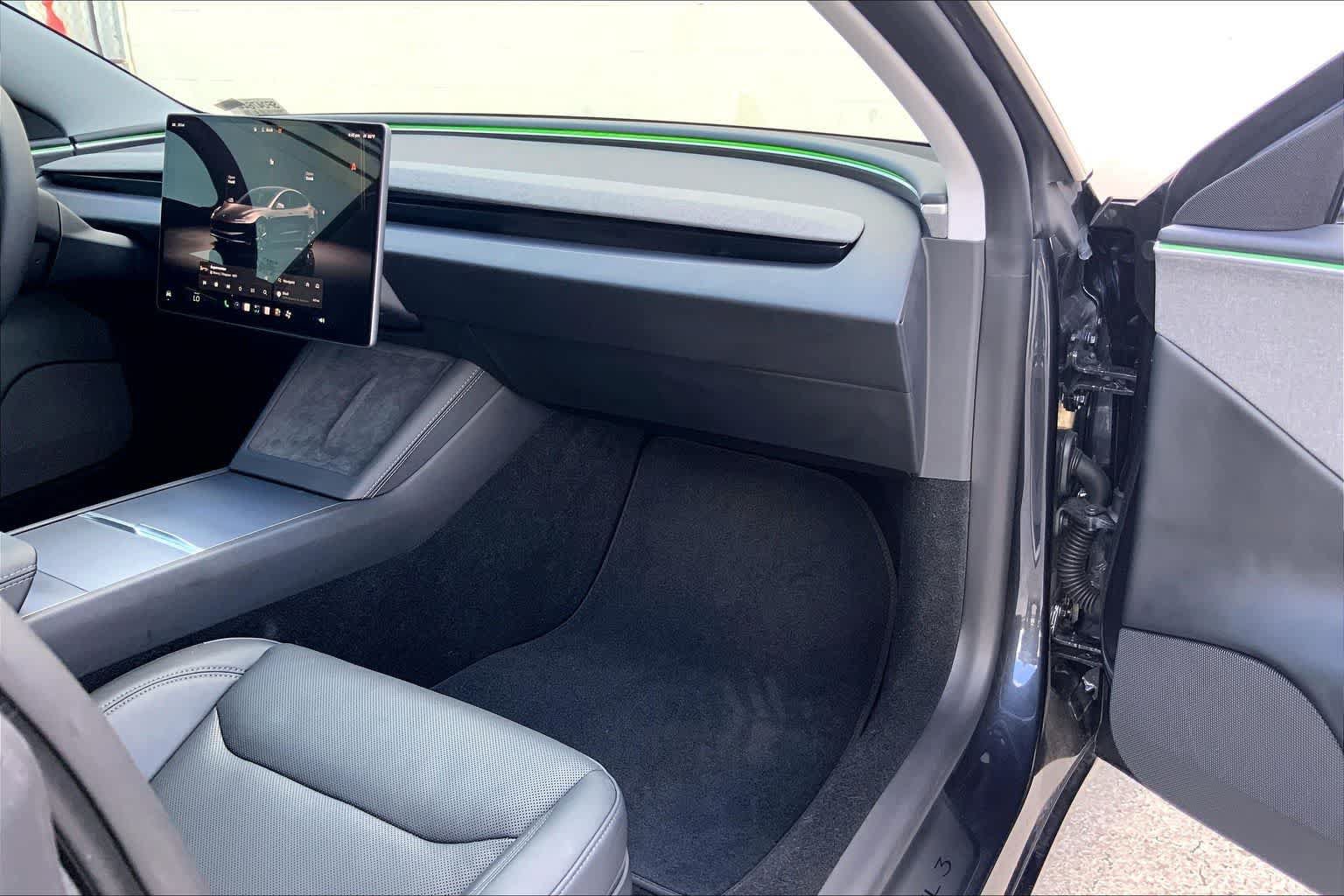 Used 2025 Tesla Model 3 Long Range RWD image 22