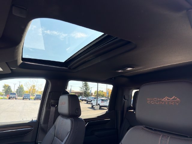 Used 2024 Chevrolet Silverado 1500 High Country w/ High Country Premium Package AWD/4WD image 21
