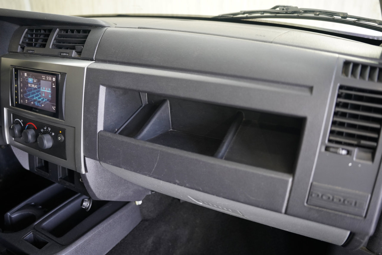 Used 2008 Dodge Dakota SLT image 33