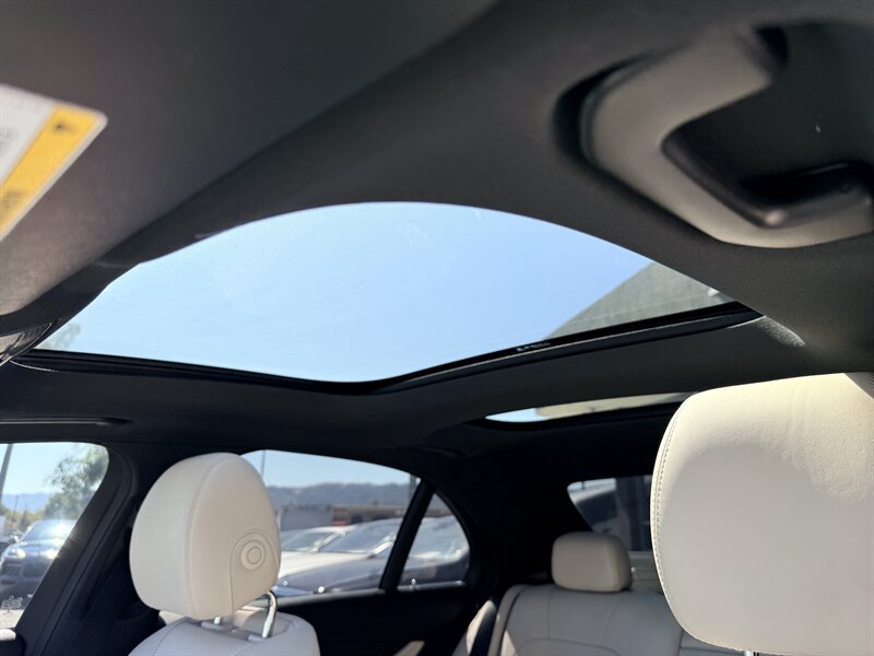 Used 2018 Mercedes-Benz E 43 AMG 4MATIC Sedan image 19