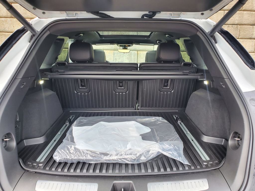 Certified 2023 Cadillac XT5 Sportv w/ Technology Package image 46