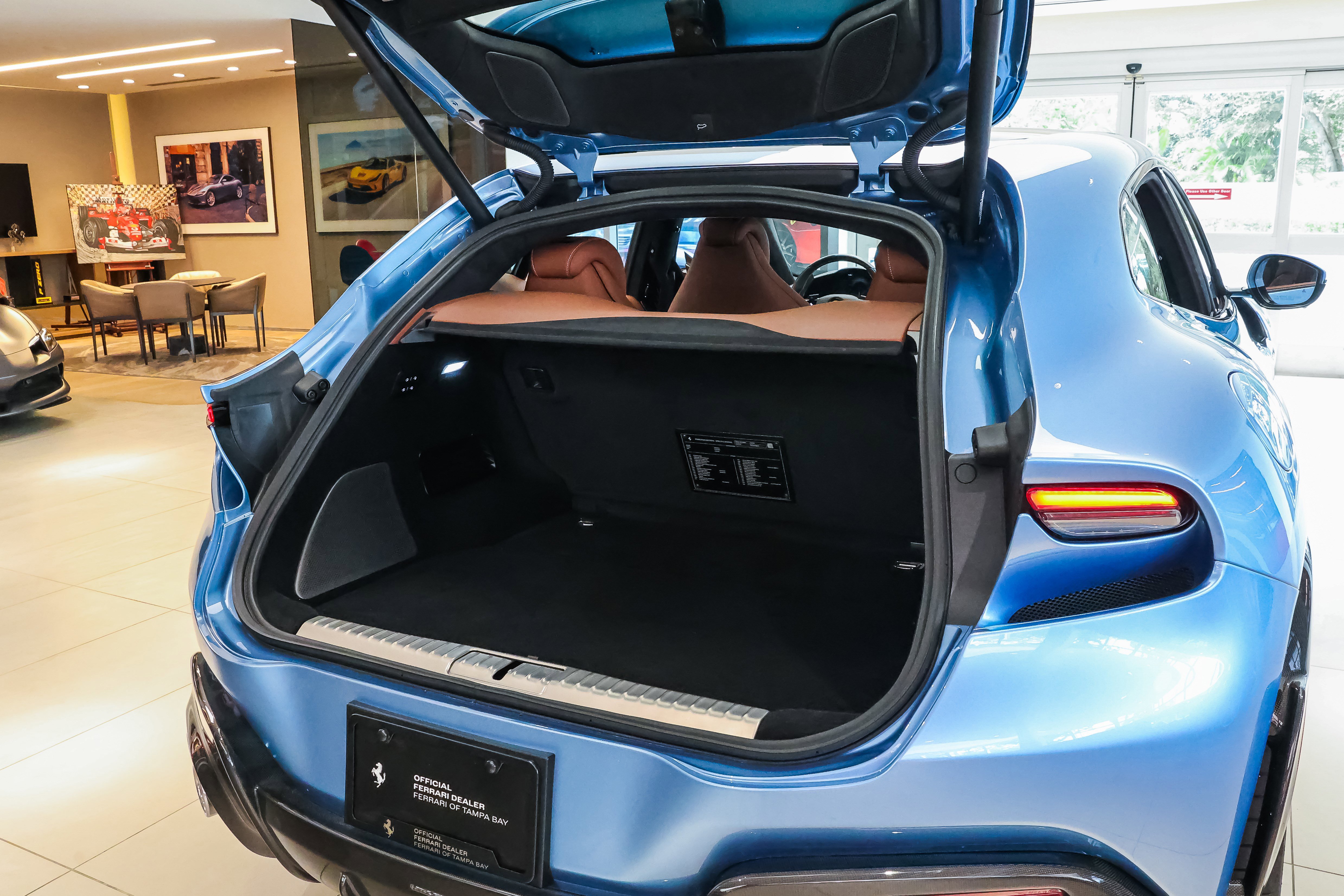Used 2025 Ferrari Purosangue image 37