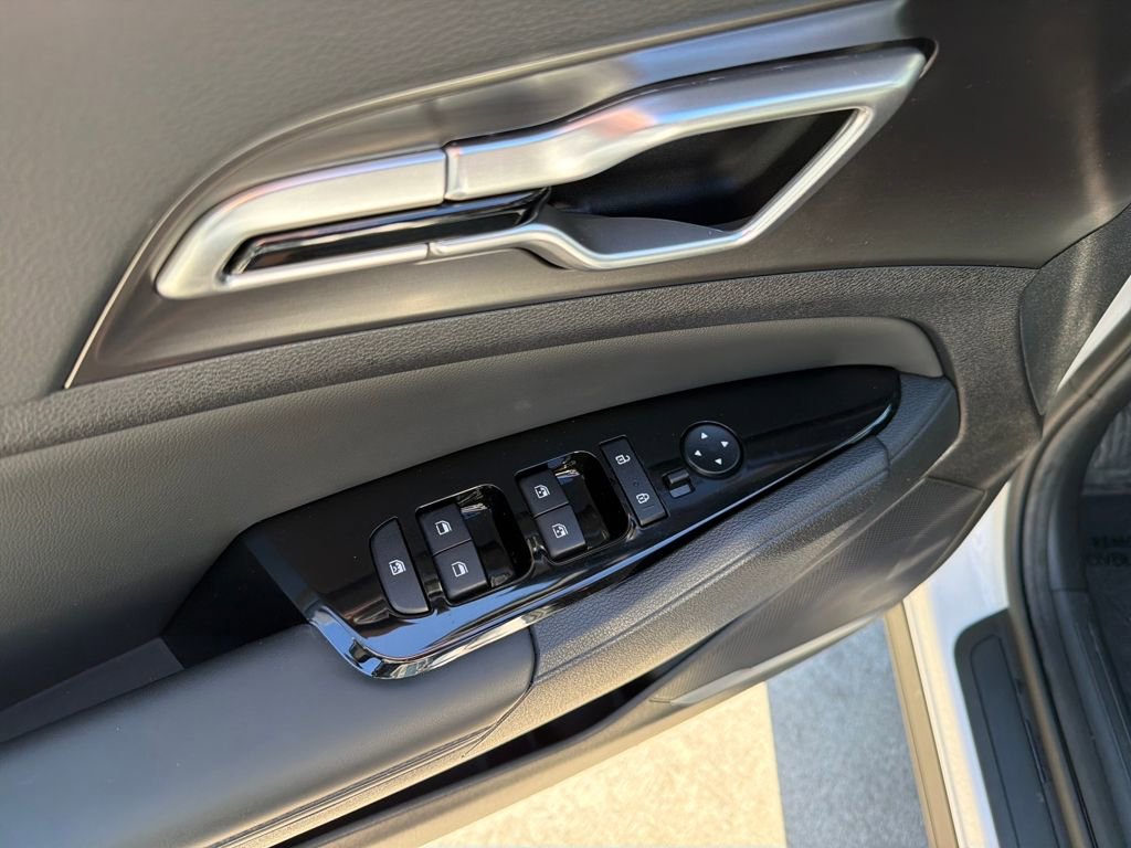 Used 2023 Kia Sportage EX image 16
