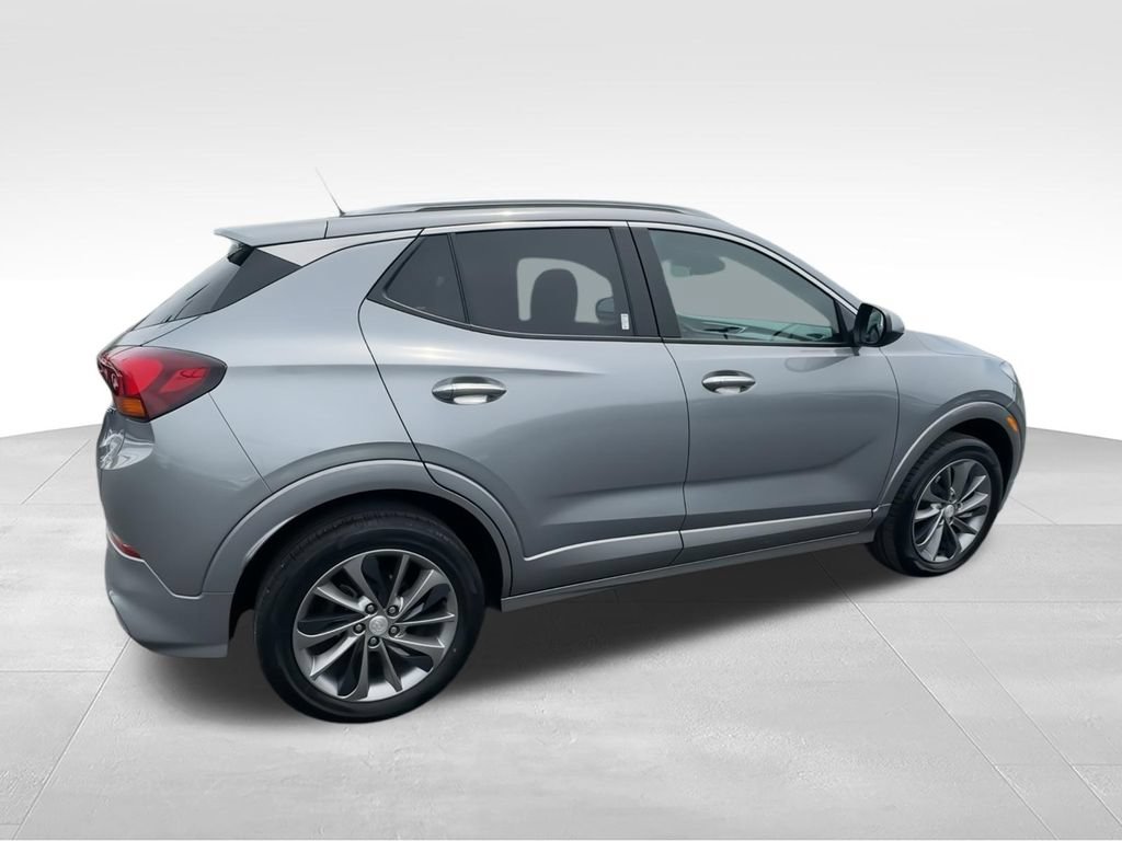 Used 2023 Buick Encore GX Select w/ Experience Buick Package AWD/4WD image 8