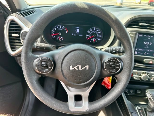 Used 2022 Kia Soul LX w/ Technology Package image 28