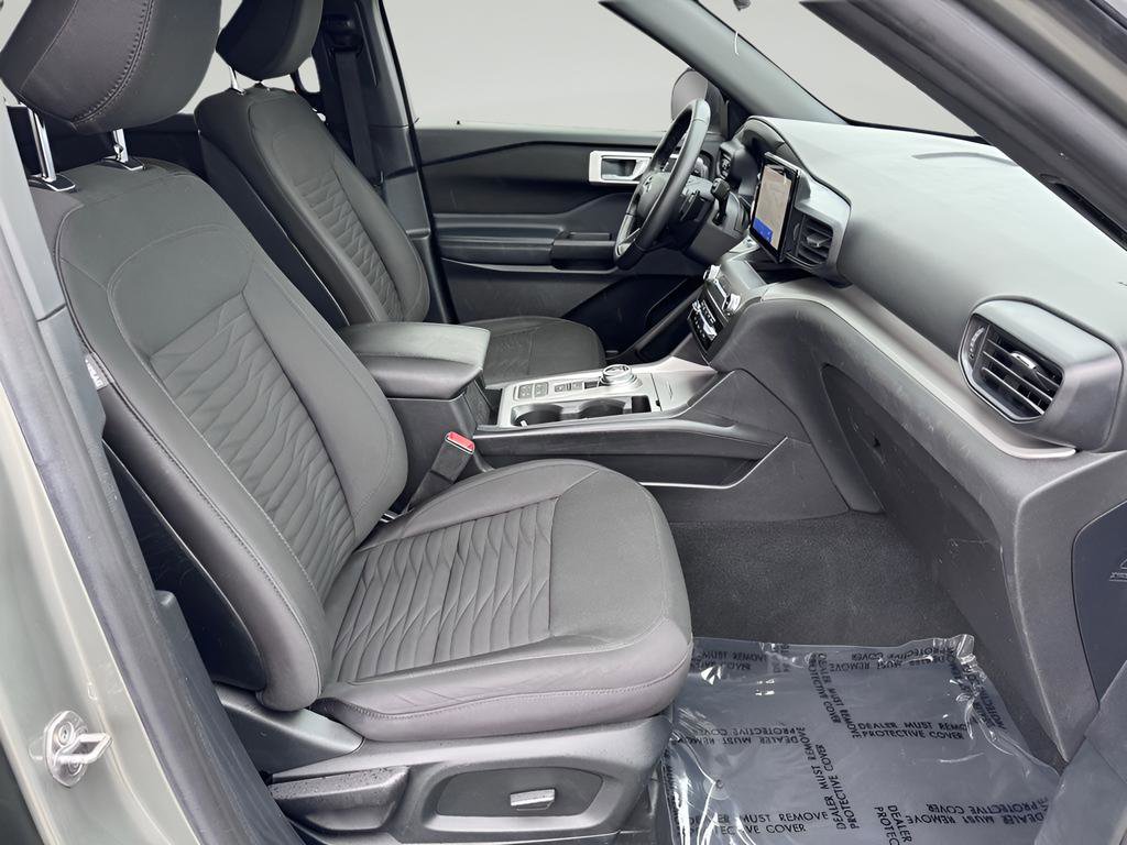 Used 2020 Ford Explorer XLT RWD image 13