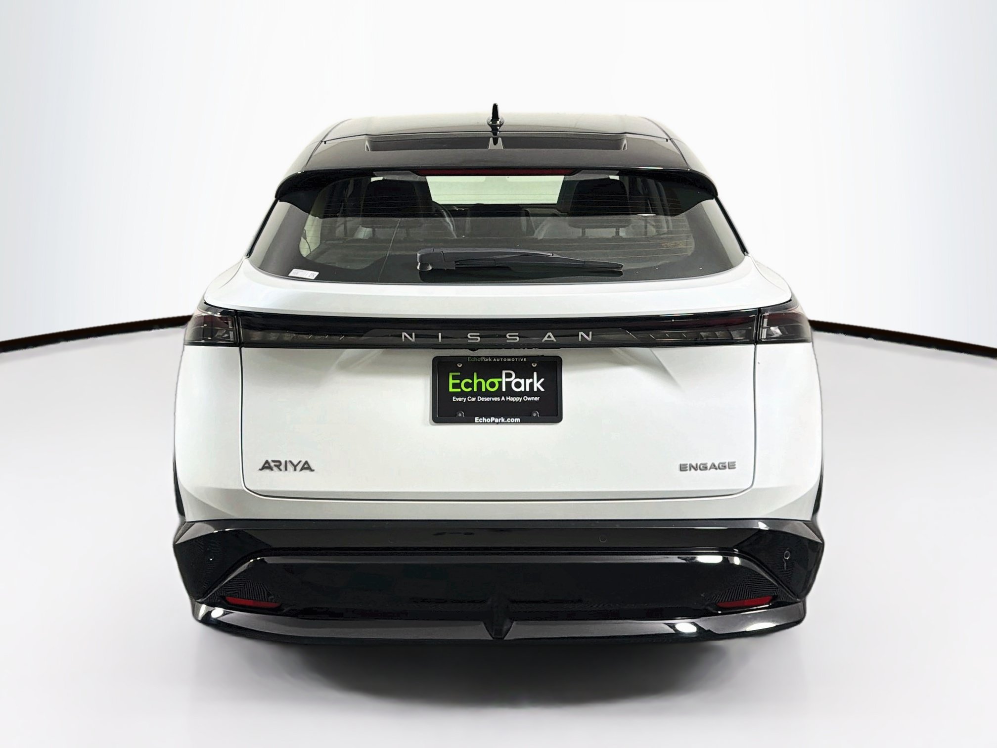 Used 2024 Nissan Ariya FWD image 7