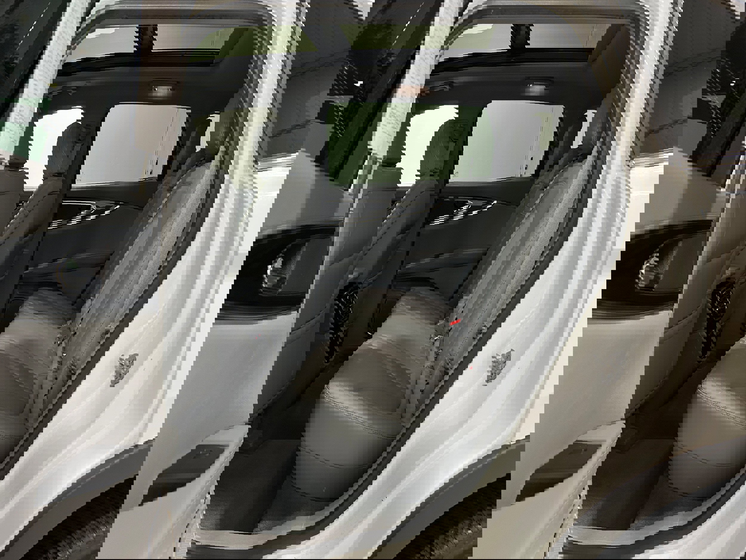 Used 2022 Lincoln Nautilus Reserve image 27