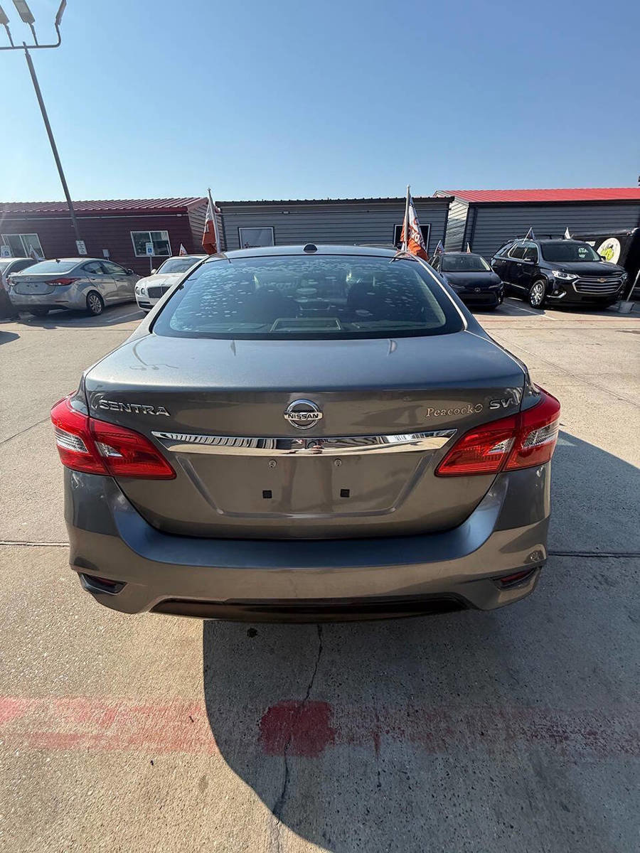 Used 2016 Nissan Sentra SV image 14