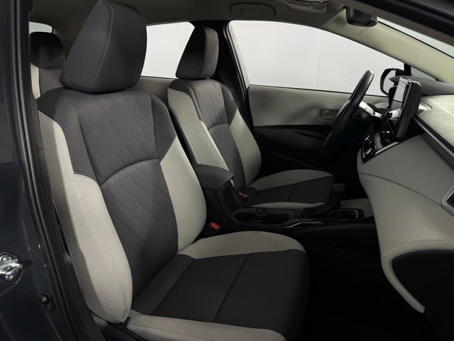 Used 2025 Toyota Corolla LE image 15